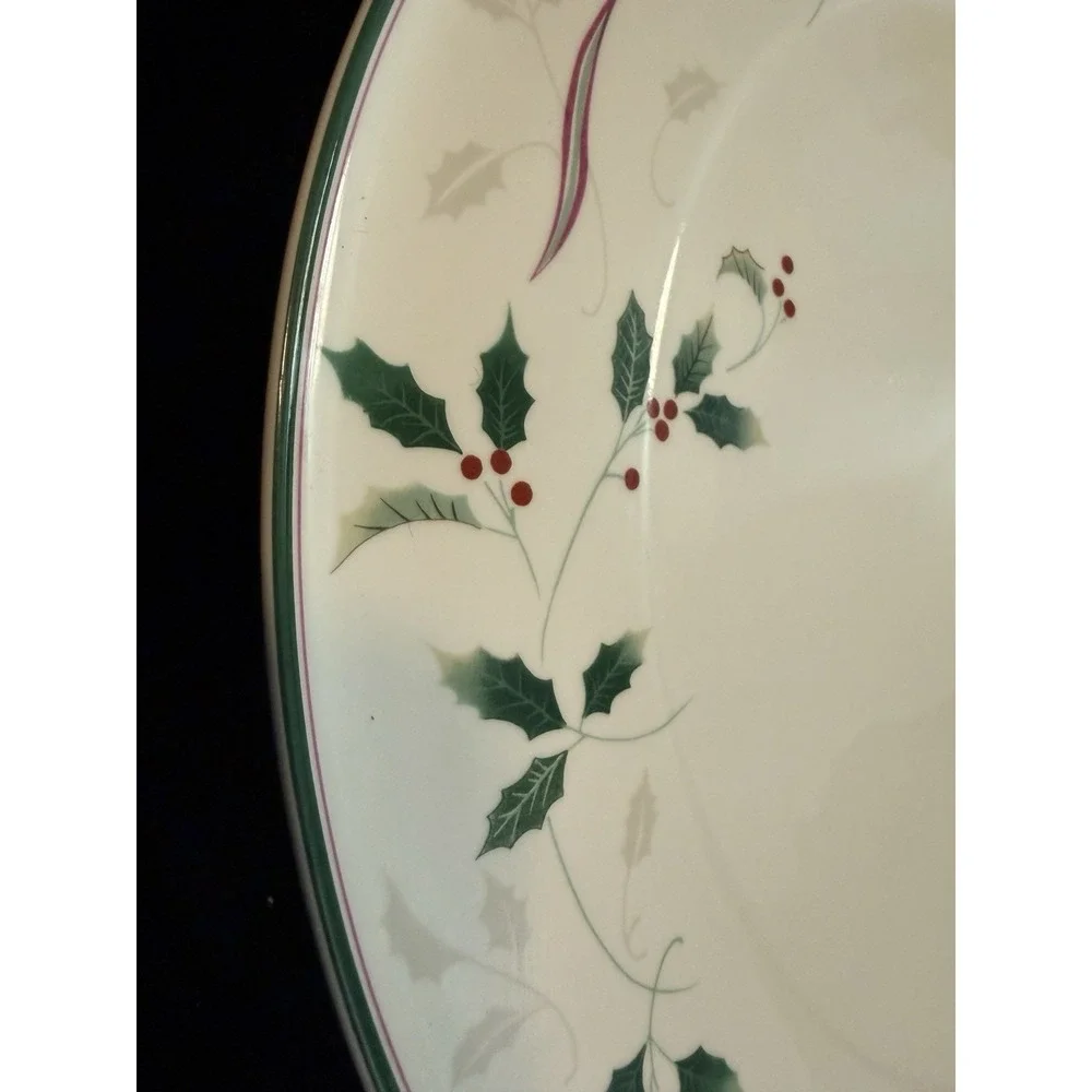 Mikasa Bone China Y1025‎ HOLIDAY SPLENDOR 13 1/8
